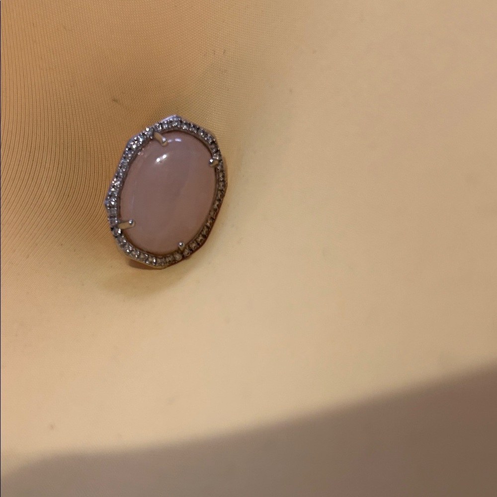 Sophisticated 925 Silver and Pink Gemstone Ring